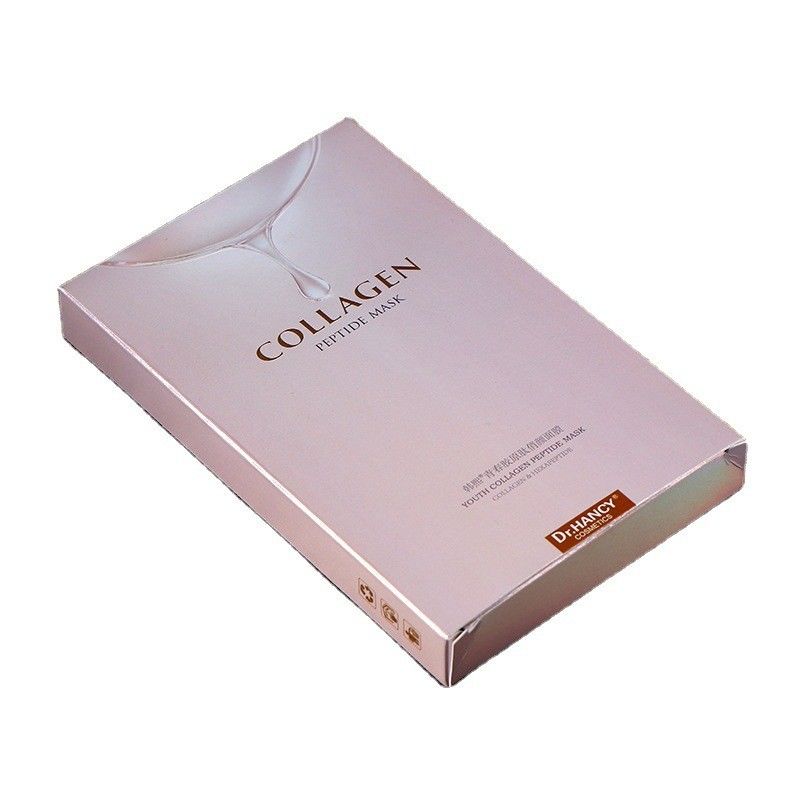 Masque en carton, maquillage, soins de la peau, boîte d'emballage avec une surface argentée et colorée