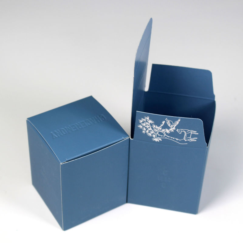 Boîte de produits de beauté bleu unique Pour les emballages de soins de la peau de luxe près de moi