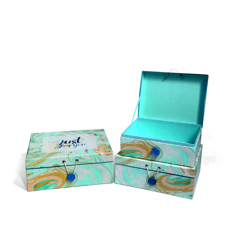 Boîte de cadeau d'emballage coloré avec bouton crochet pour bouteille de parfum