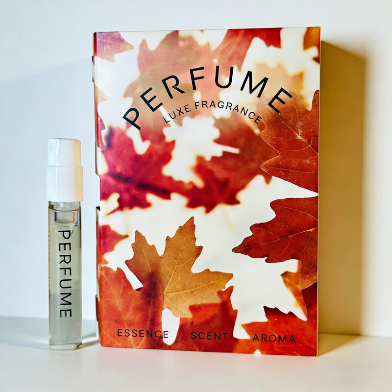 Boîte d'emballage de parfum pliante imprimée sur mesure avec fermeture magnétique pour coffret cadeau de parfum de luxe