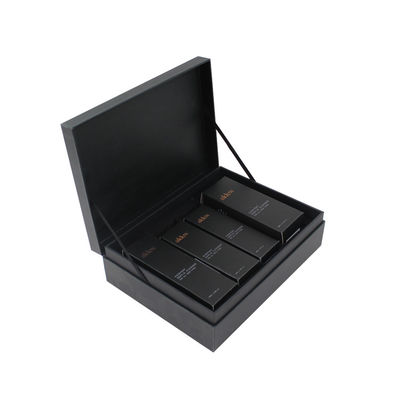 Boîte de soins de la peau à la vente au détail Impression noire et feuille d'or à surface imperméable