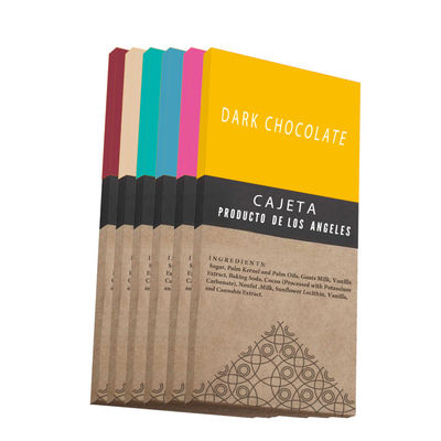 L'emballage favorable à l'environnement de biscuits de nourritures enferme dans une boîte l'impression colorée