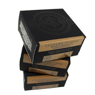 Boîte de velours de luxe pour les chocolats de mariage avec conception personnalisée