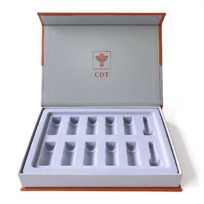 Le cadeau élégant orange de boîte de beauté a placé les insertions en verre faites sur commande de porte-bouteilles