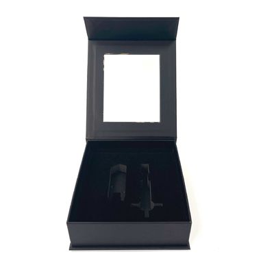 Emballage magnétique solide noir fait sur commande de boîte-cadeau avec l'insertion claire de mousse de fenêtre