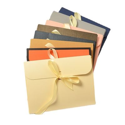 Enveloppe en carton Sacoche en papier sur mesure avec fermeture à ruban