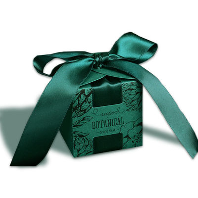 Boîte de Forest Green Small Ring Gift avec le ruban