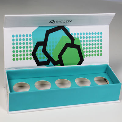 Boîtes cadeaux magnétiques personnalisées Impression pleine couleur avec insert en carton mousseux