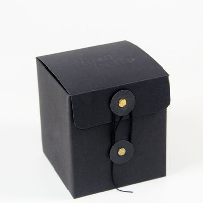 Logo en carton noir personnalisé pour bougies avec yeux et rubans