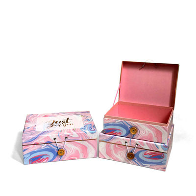Boîte de cadeau d'emballage coloré avec bouton crochet pour bouteille de parfum