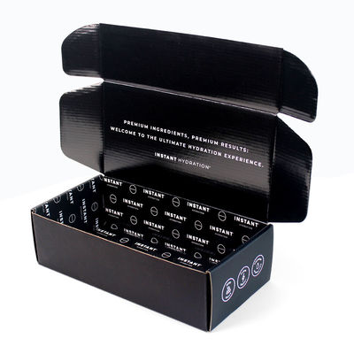 Commandez une boîte de courrier en carton noir personnalisée avec logo et insert